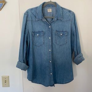Gap Button Up Denim 1969 shirt